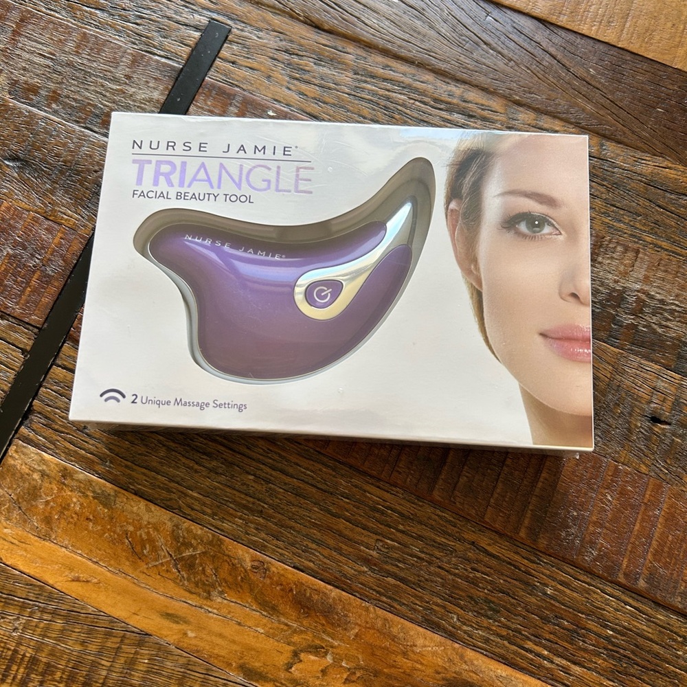 Nurse Jamie Triangle Facial Beauty Tool. NIB.